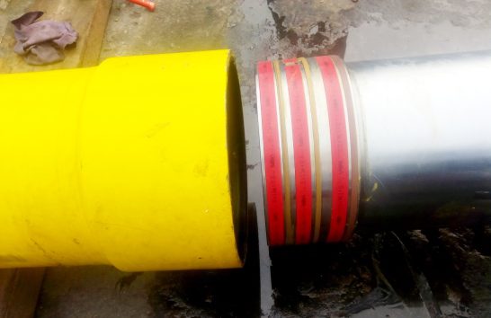 Hydraulic cylinder resealing service