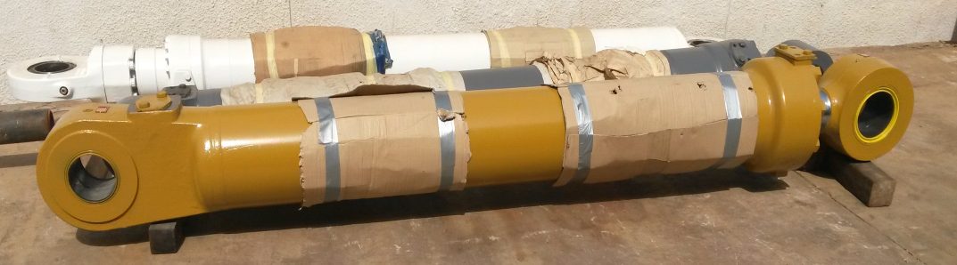 Repaired and assembled hydraulic cylinders ready for return to service